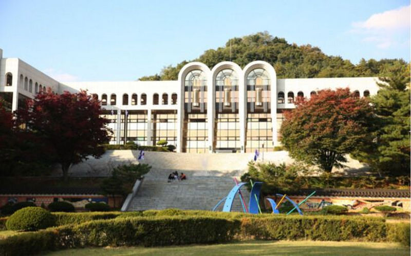Một năm học tiếng Hàn tại Đại học Sirip được chia thành 4 học kỳ