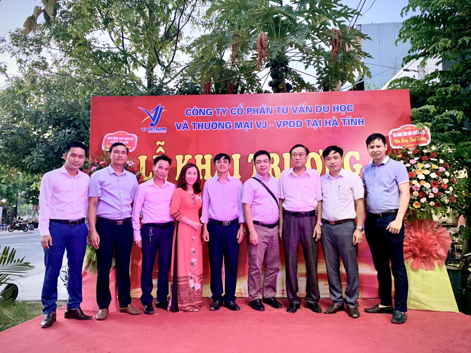Hình ảnh đoàn Đại biểu của VJ tham dự lễ Khai trương tại Hà Tĩnh
