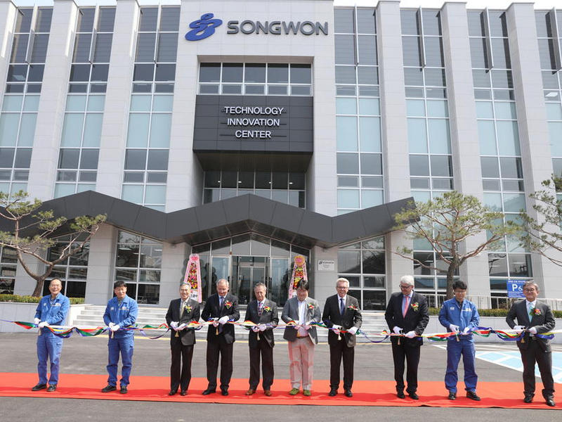 Trung tâm công nghệ tiên tiến của Đại học Songwon