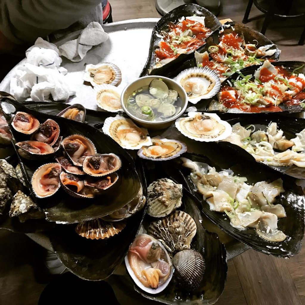 Hải sản nướng - đặc sản của thành phố biển Busan
