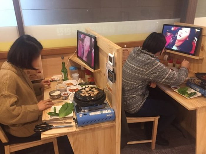Những bữa ăn một mình của giời trẻ Hàn Quốc