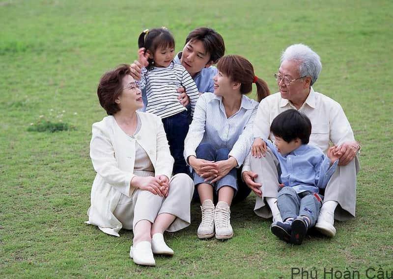 Những câu tiếng Hàn về gia đình cảm động: Họ hàng bên nội