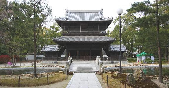 Shofukuji là một trong ba ngôi chùa Phật giáo lâu đời nhất tại Fukuoka