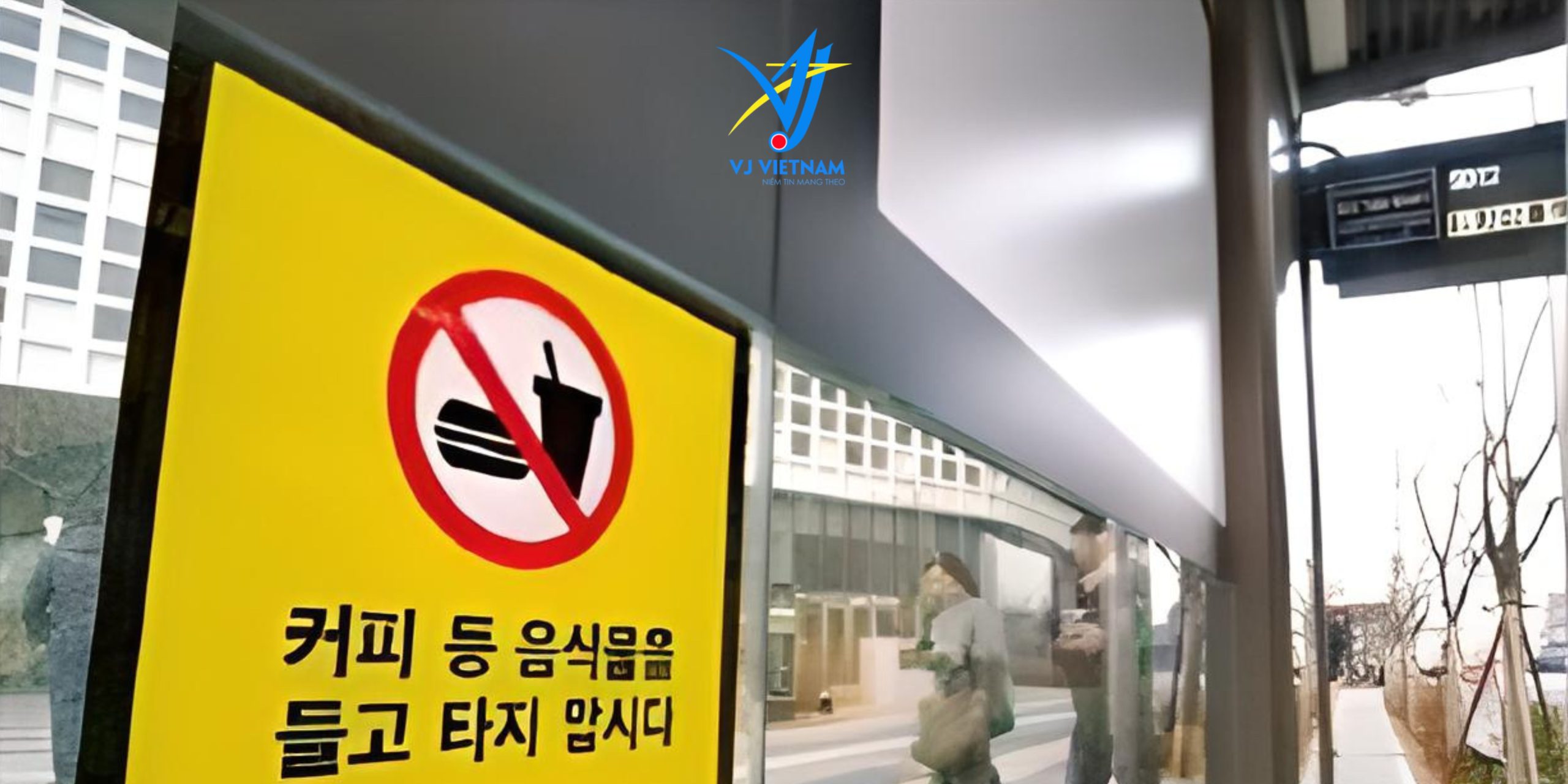 Biển báo cấm mang đồ ăn lên xe - giao thông Hàn Quốc