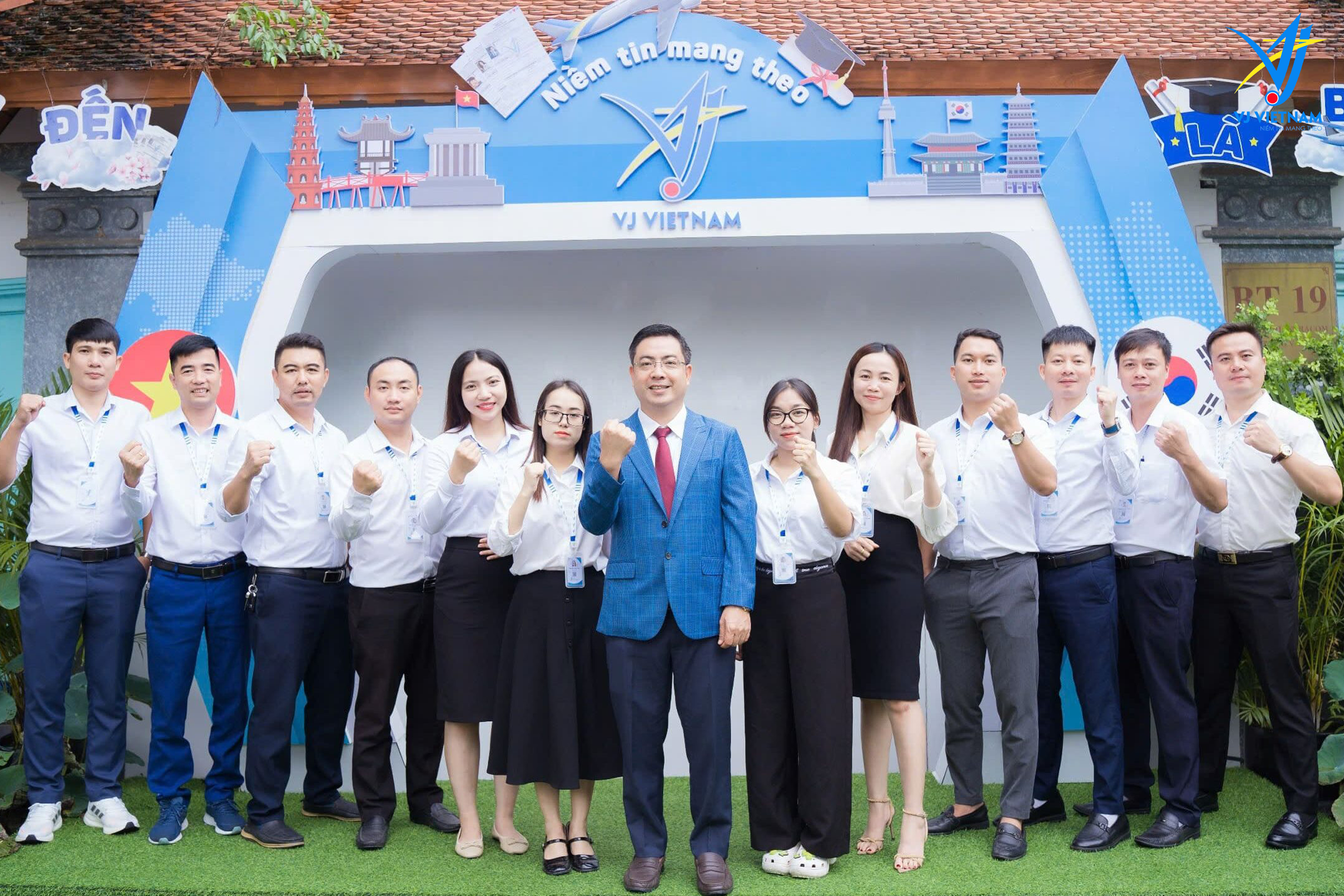 Du-hoc-han-quoc-VJ-vietnam-x-thay-Park-hang-seo (5)